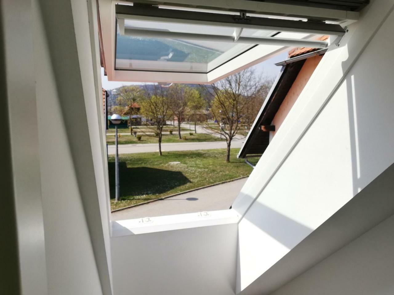Apartma Stela In Terme Catez كاتيز أوب سافي المظهر الخارجي الصورة